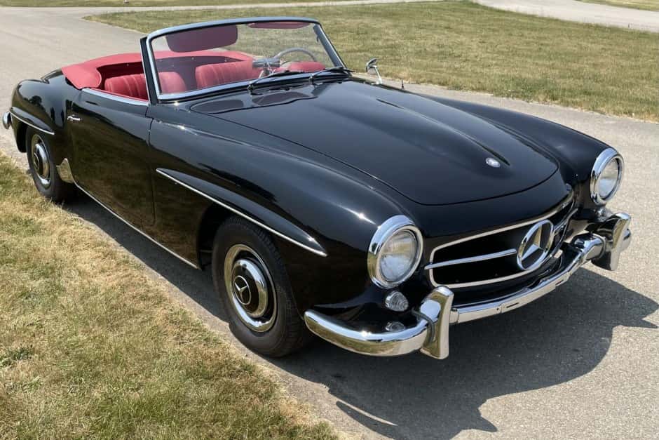 1959 Mercedes-Benz 190SL sold for $92,000
