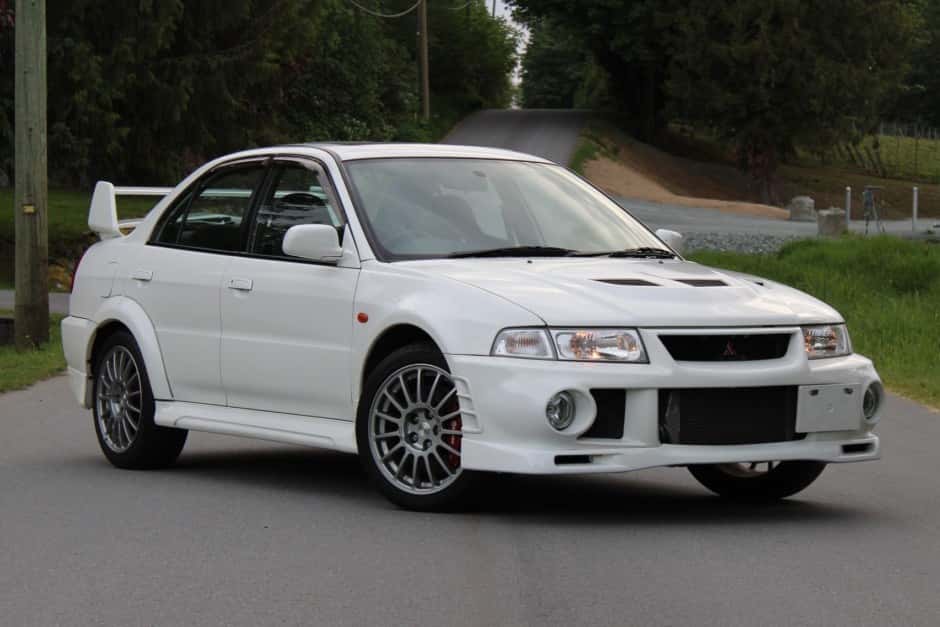 1999 Mitsubishi Lancer Evolution sold for $48,888
