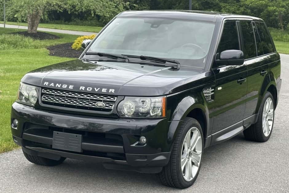 2012 Land Rover Range Rover Sport L320 sold for $21,000