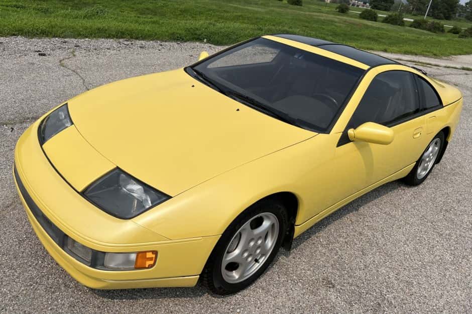 1990 Nissan Z32 300ZX sold for $7,200