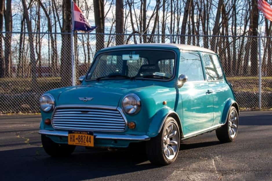 1990 Mini Mk VI & Mk VII sold for $15,000