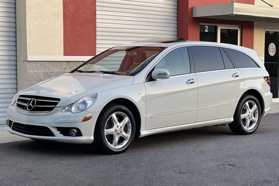 2010 Mercedes-Benz W251 R-Class sold for $13,150