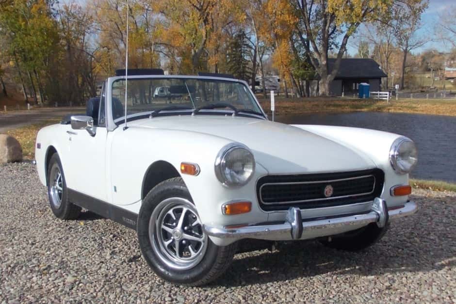 1973 MG Midget sold for $6,250