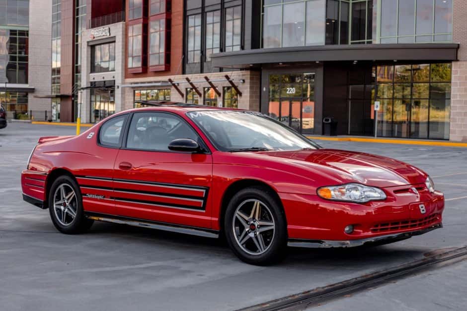 2004 Chevrolet Monte Carlo sold for $17,500