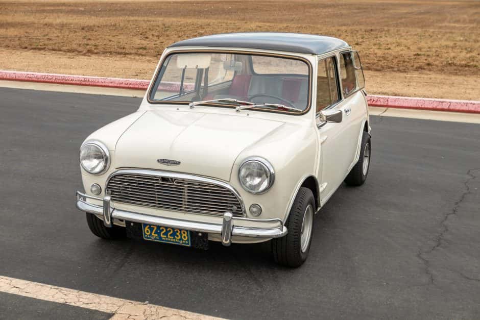 1964 Mini Mk I-III Cooper sold for $34,000