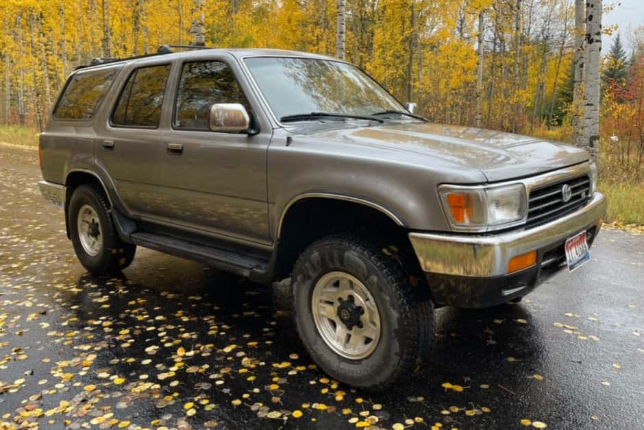 1993 Toyota 4Runner (N120) sold for $21,000