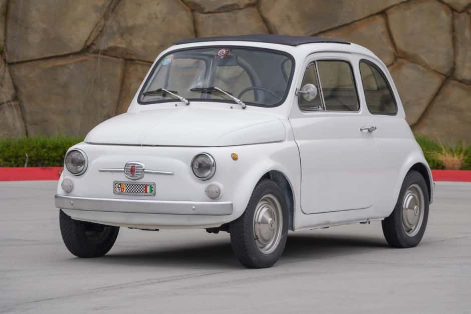 1965 Fiat Nuova 500 (1957-1975) sold for $10,250