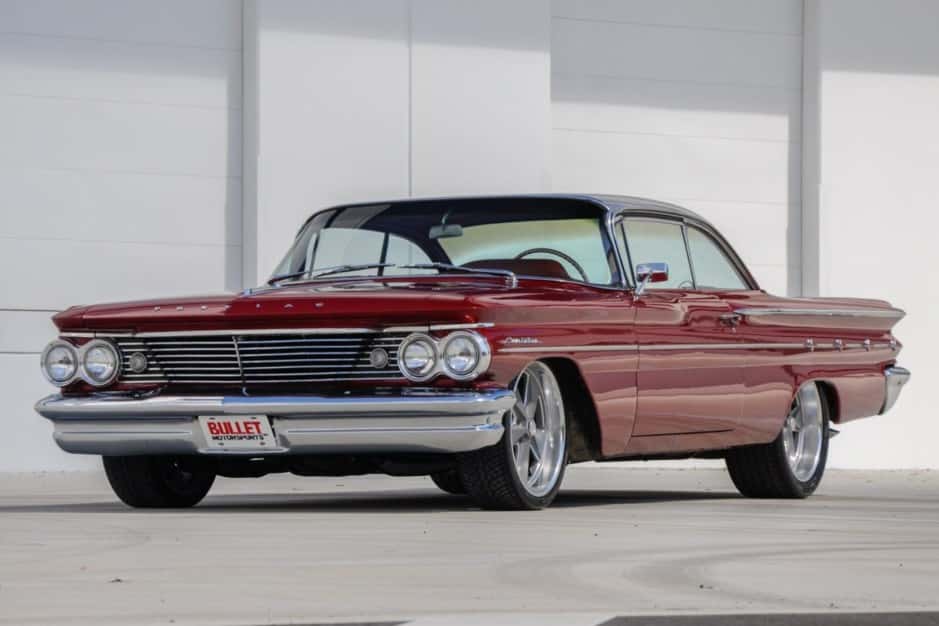1960 Pontiac Catalina sold for $39,000