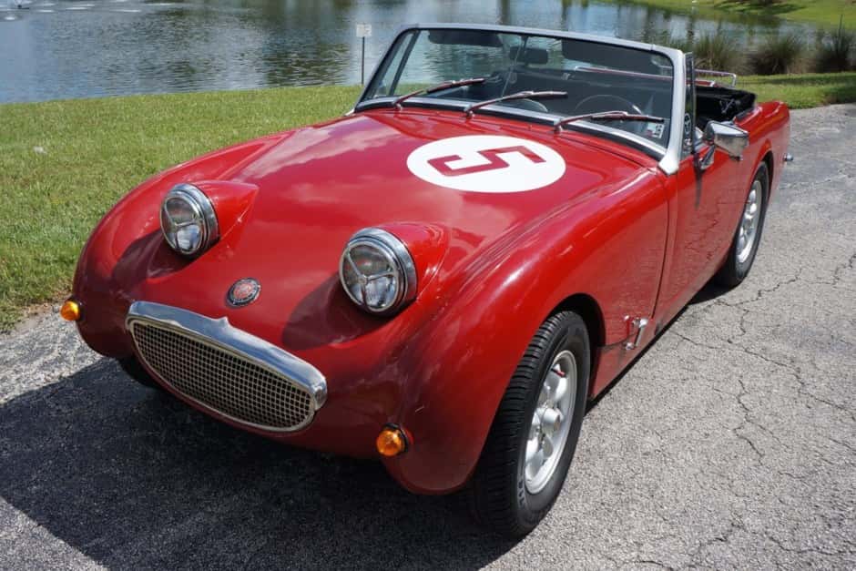 1974 MG Midget sold for $8,800