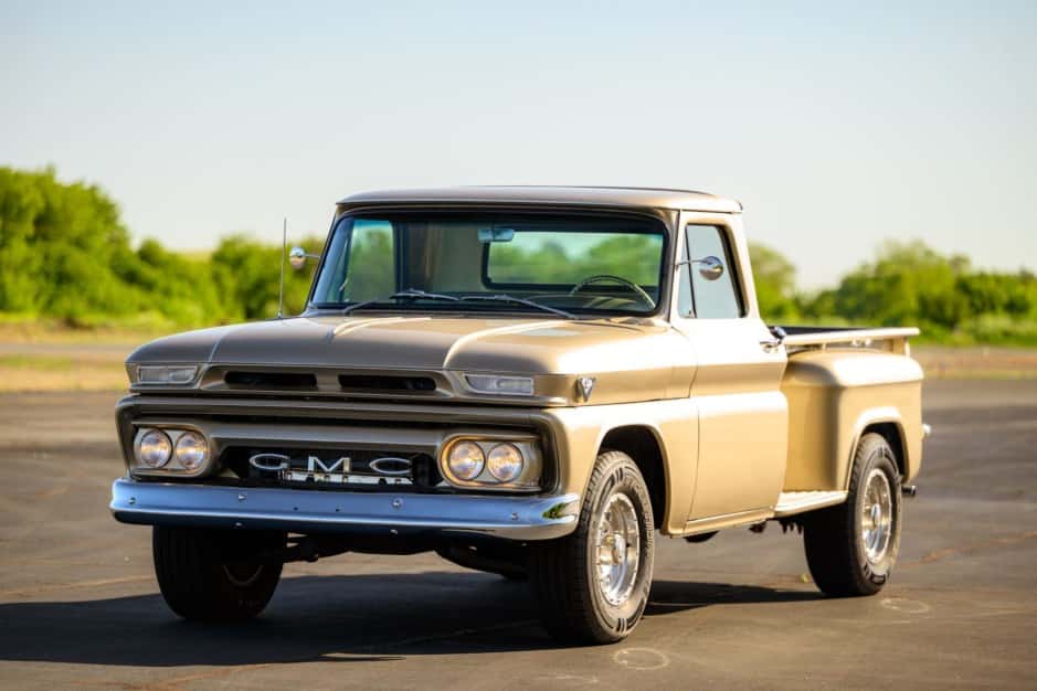 1964 GMC C/K 1960-1966 sold for $19,500