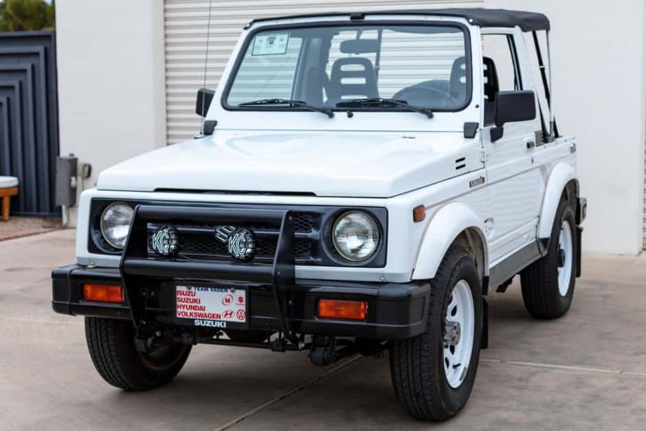 1992 Suzuki Samurai sold for $11,500