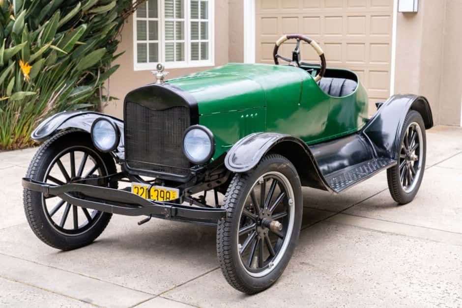 1921 Ford  sold for $14,500