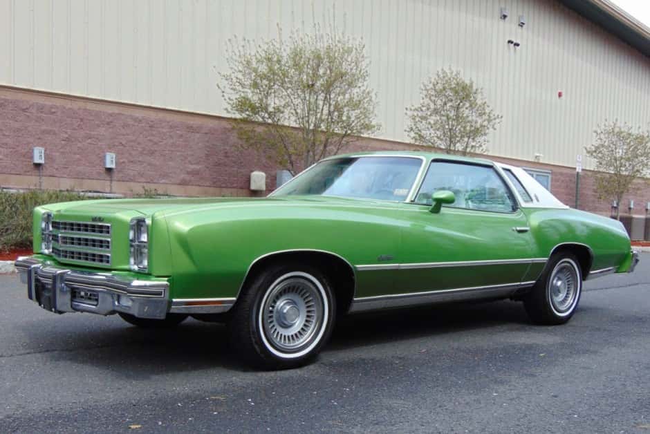 1976 Chevrolet Monte Carlo sold for $25,000