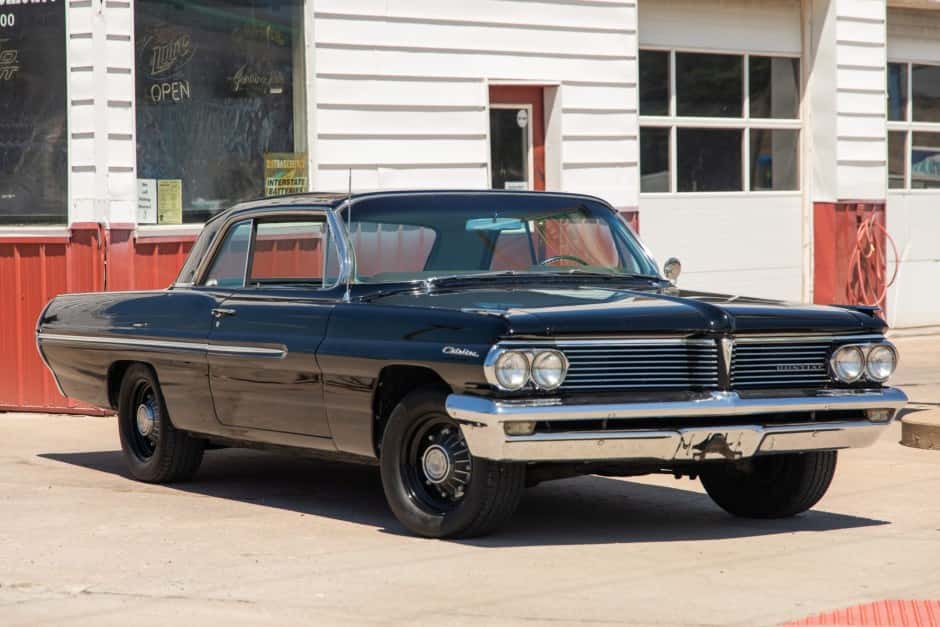 1962 Pontiac Catalina sold for $17,000