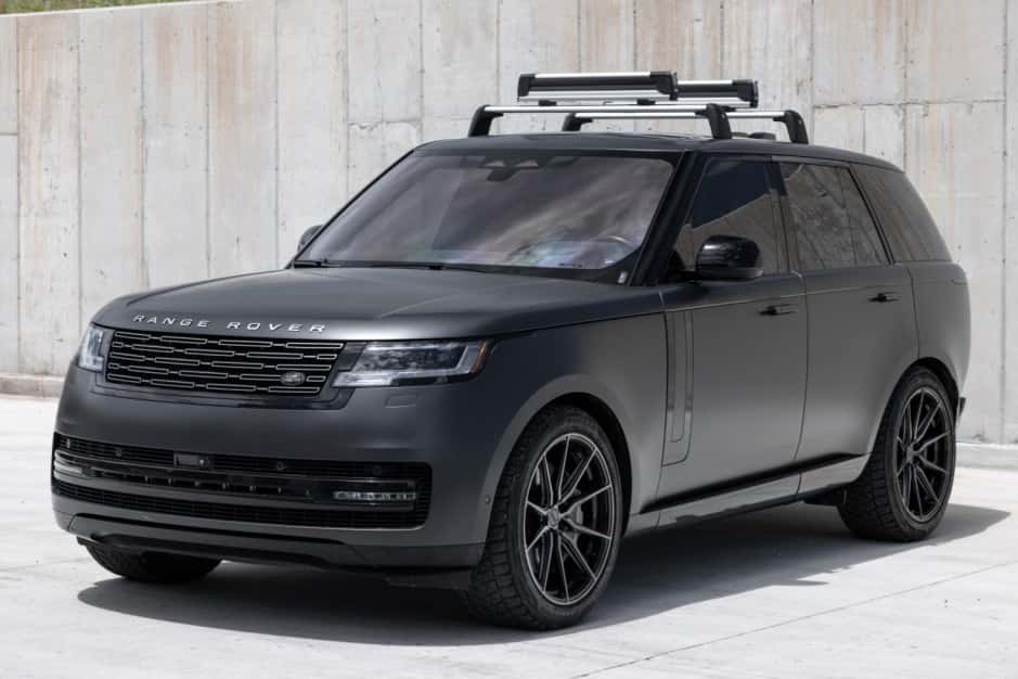 2023 Land Rover Range Rover L460 sold for $112,000