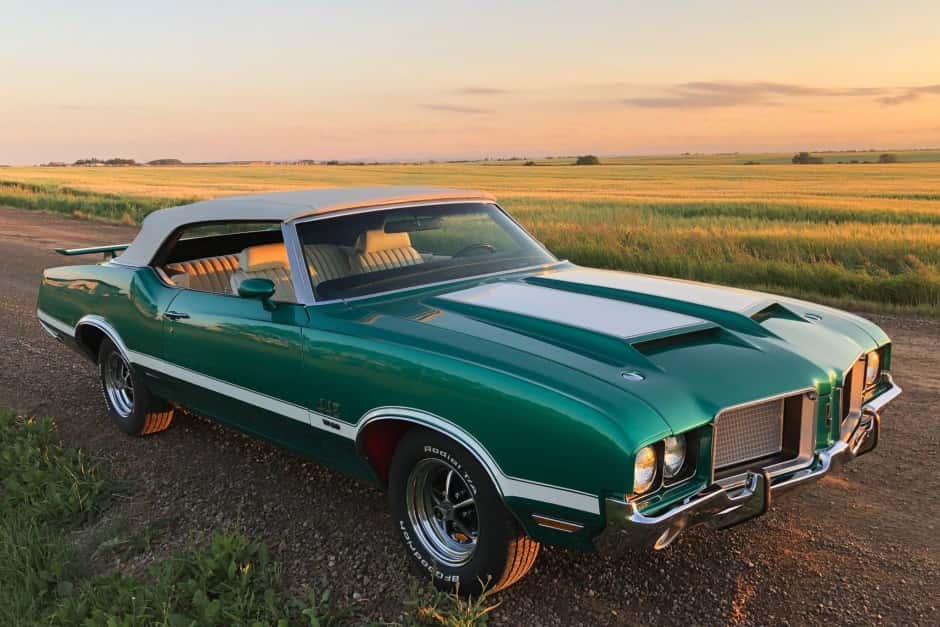 1972 Oldsmobile 442 sold for $90,000