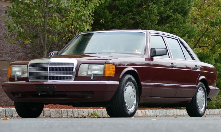 1991 Mercedes-Benz W126 S-Class sold for $38,000