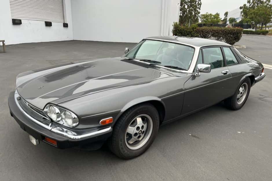 1986 Jaguar XJS sold for $8,900