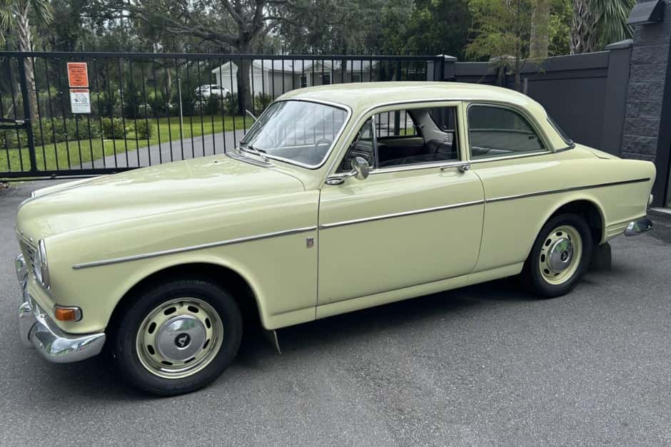 1967 Volvo Amazon sold for $9,200