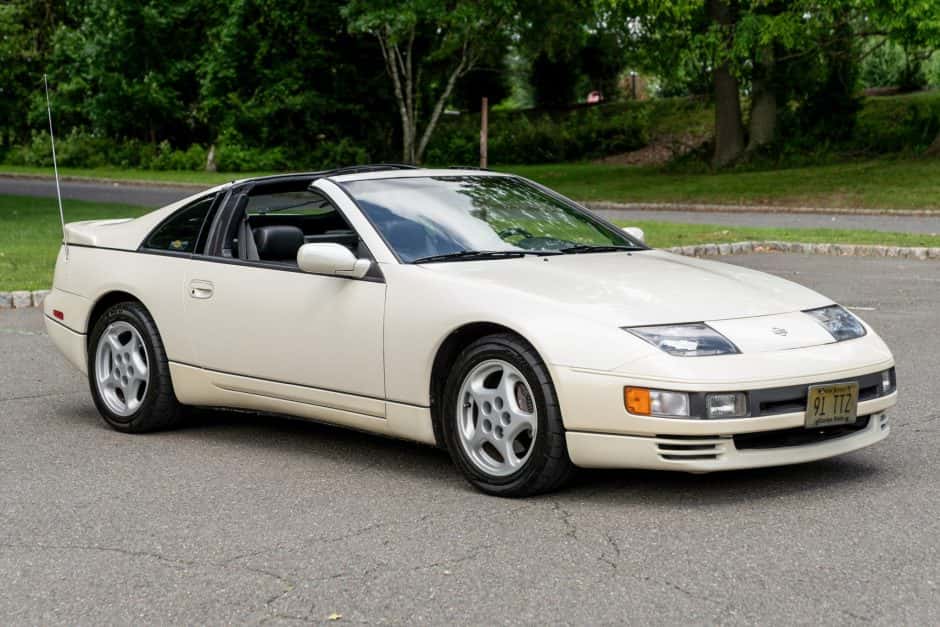 1991 Nissan Z32 300ZX sold for $25,807