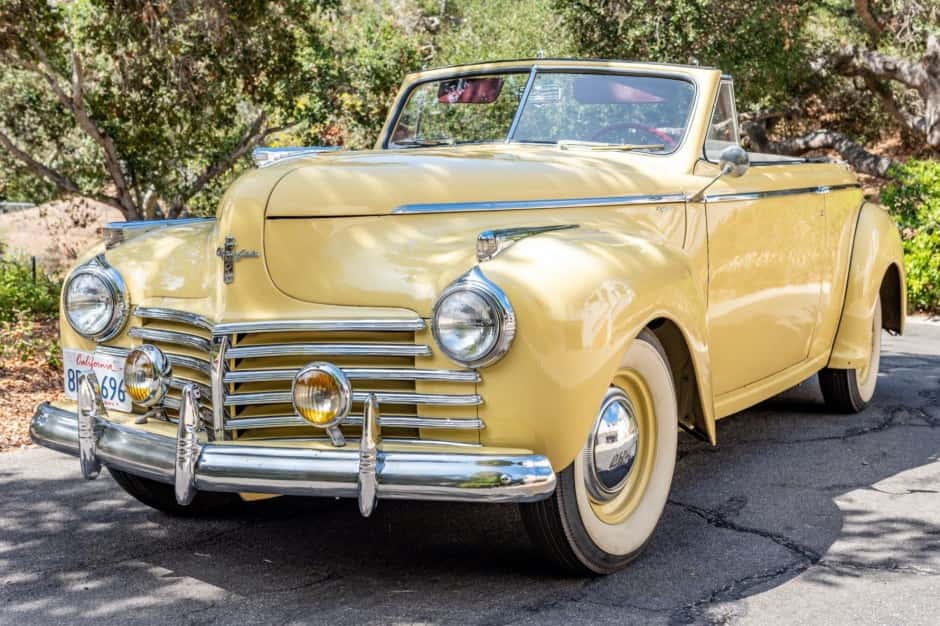1941 Chrysler Windsor sold for $20,018