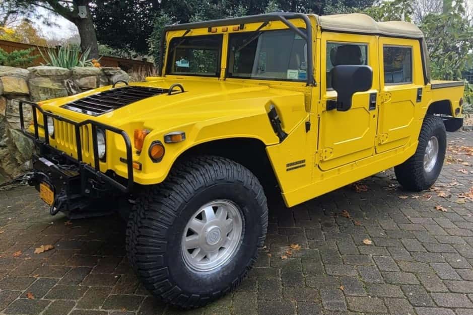 2000 Hummer H1 sold for $68,500