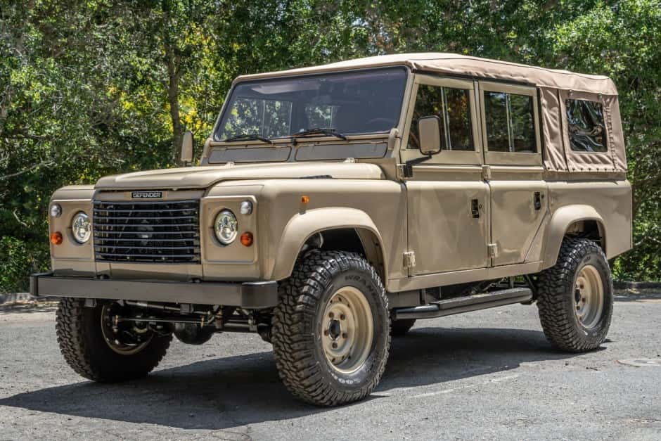 1995 Land Rover 110 / Defender 110 (Euro Spec) sold for $133,000