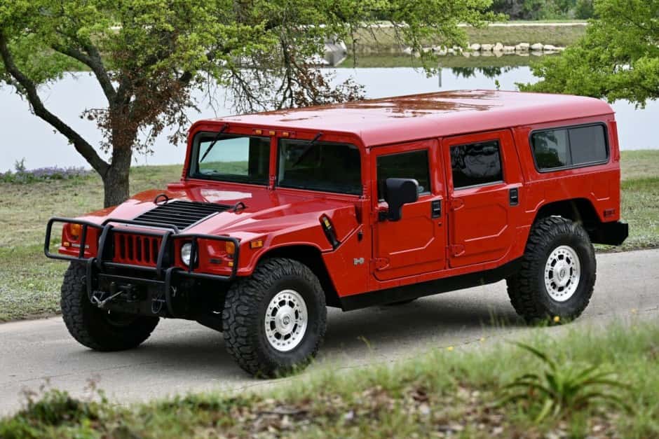 2004 Hummer H1 sold for $91,500