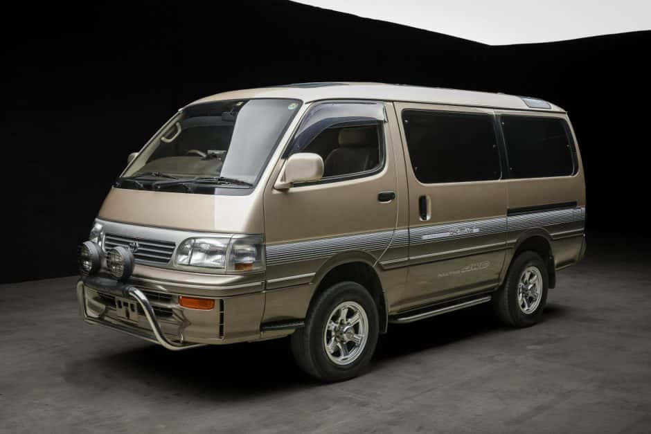 1993 Toyota HiAce sold for $13,751