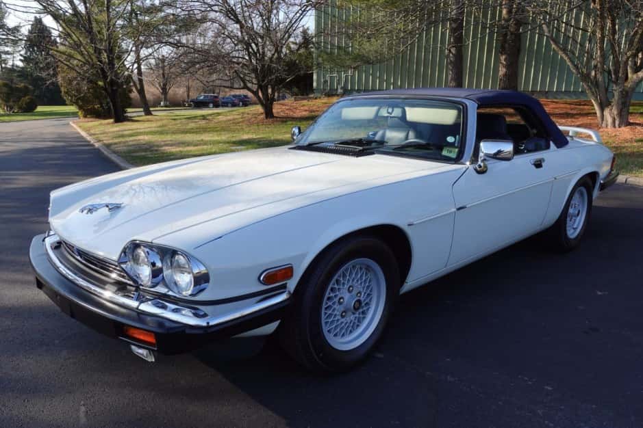 1989 Jaguar XJS sold for $11,100