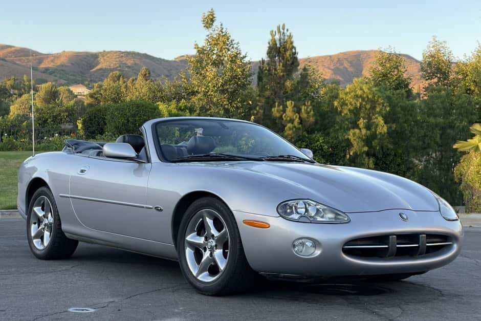 2001 Jaguar XK8 sold for $8,400