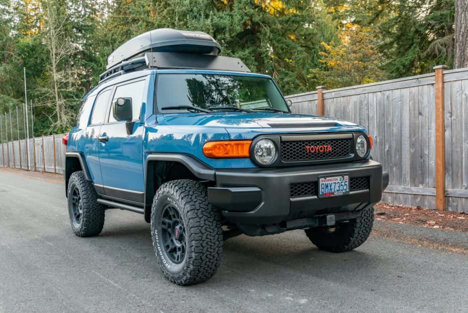 2012 Toyota FJ Cruiser sold for $36,750