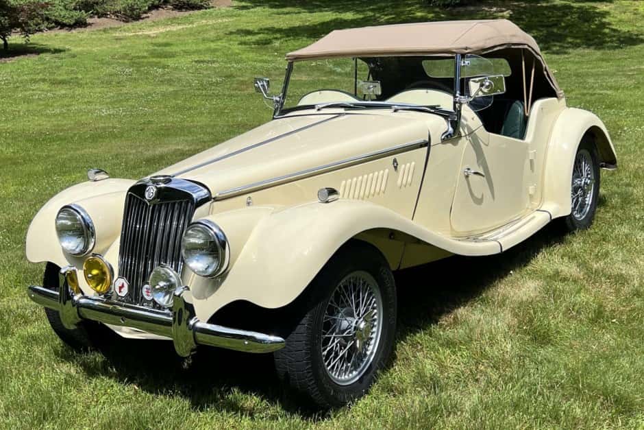 1954 MG TF sold for $25,750