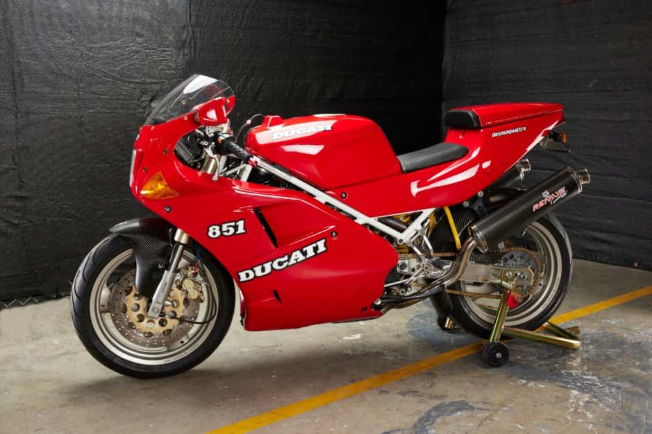 1992 Ducati 851 sold for $9,851