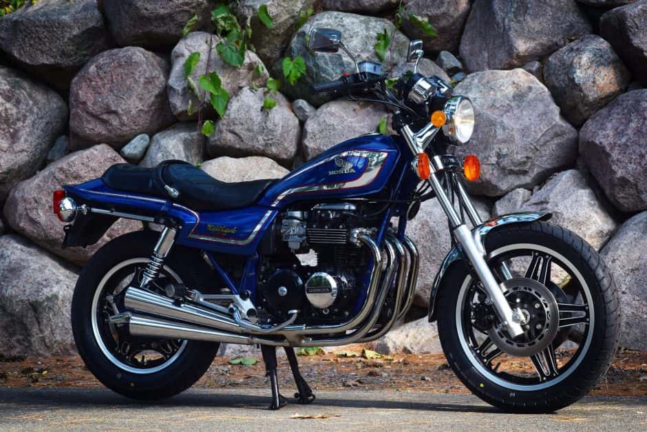 1982 Honda Nighthawk sold for $4,800
