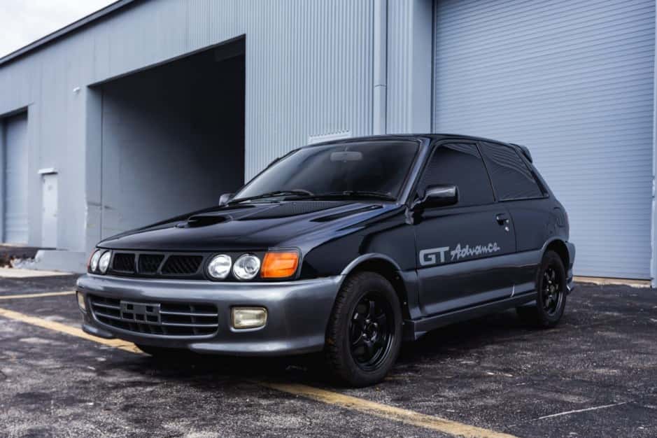 1995 Toyota  sold for $9,999