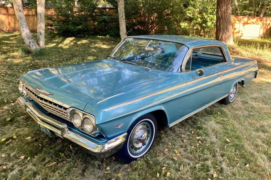 1962 Chevrolet Impala sold for $35,420