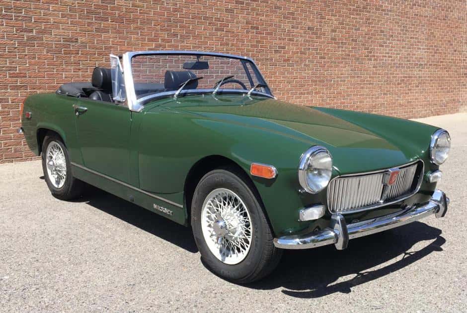 1971 MG Midget sold for $15,000