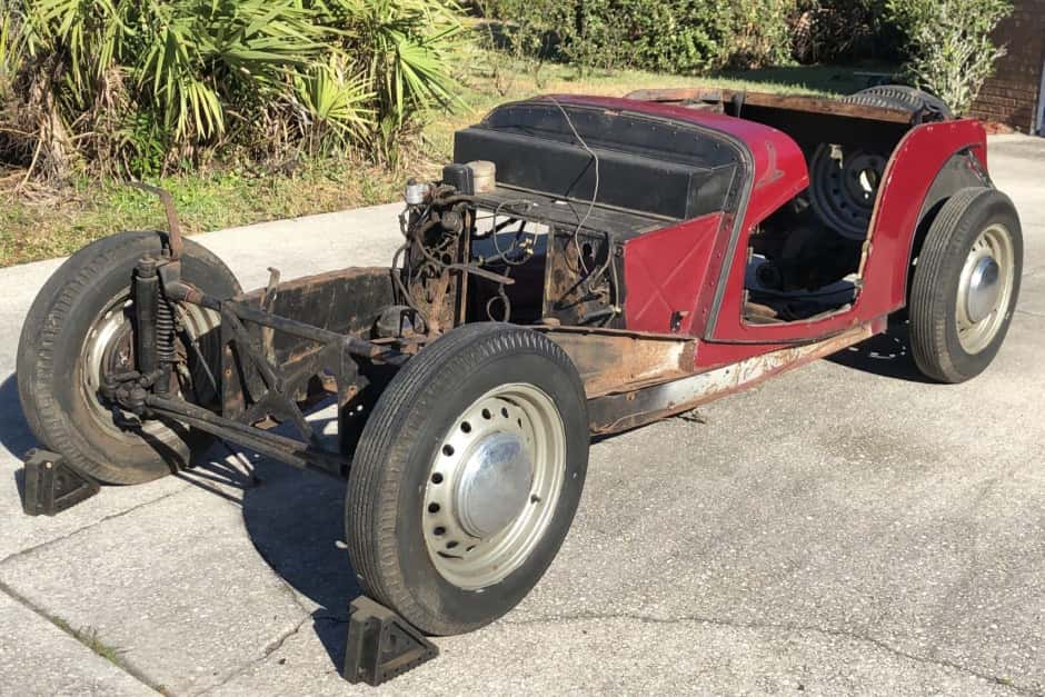 1953 Morgan Plus 4 sold for $16,000