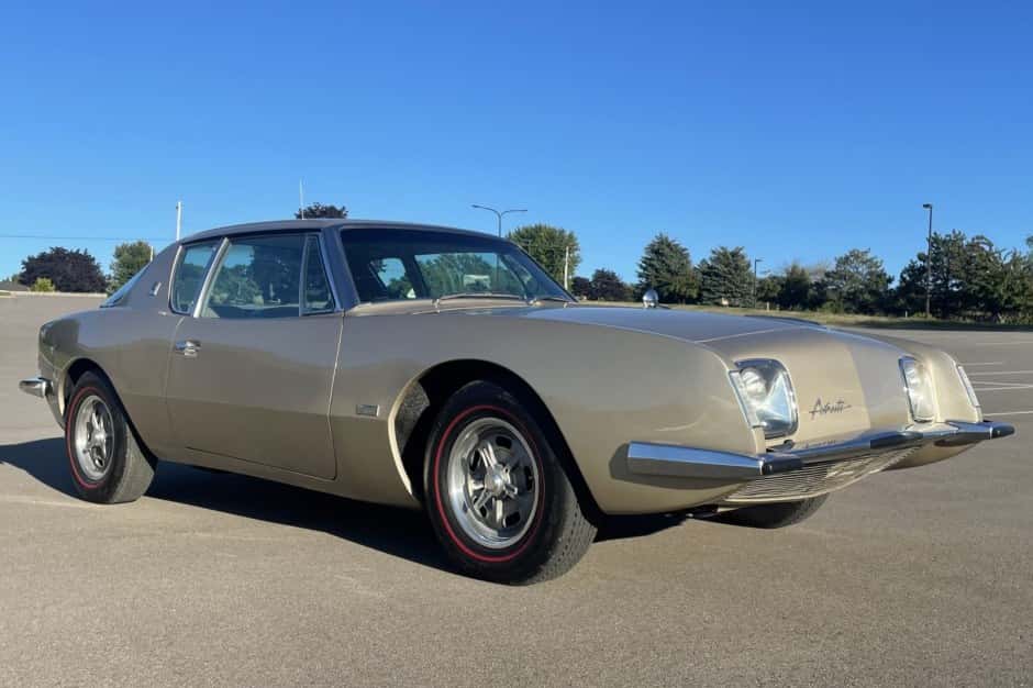 1964 Studebaker Avanti sold for $28,500