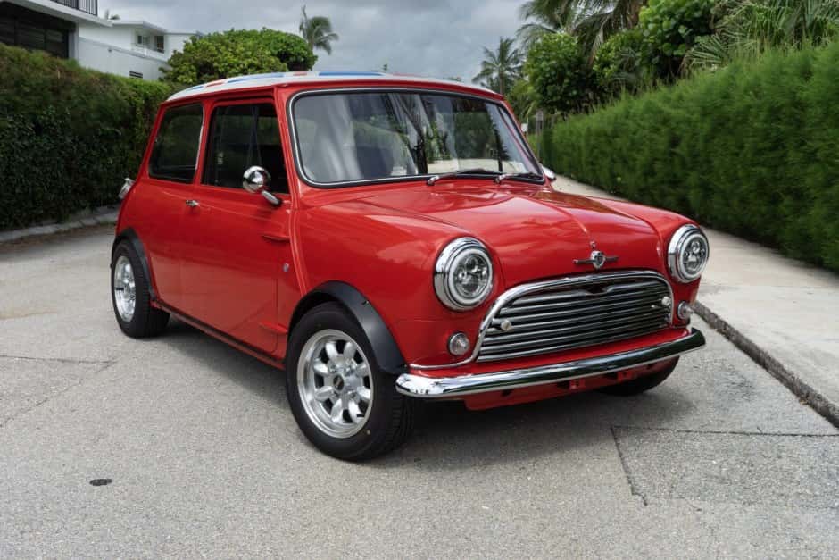 1963 Mini Mk I-III Cooper sold for $37,000