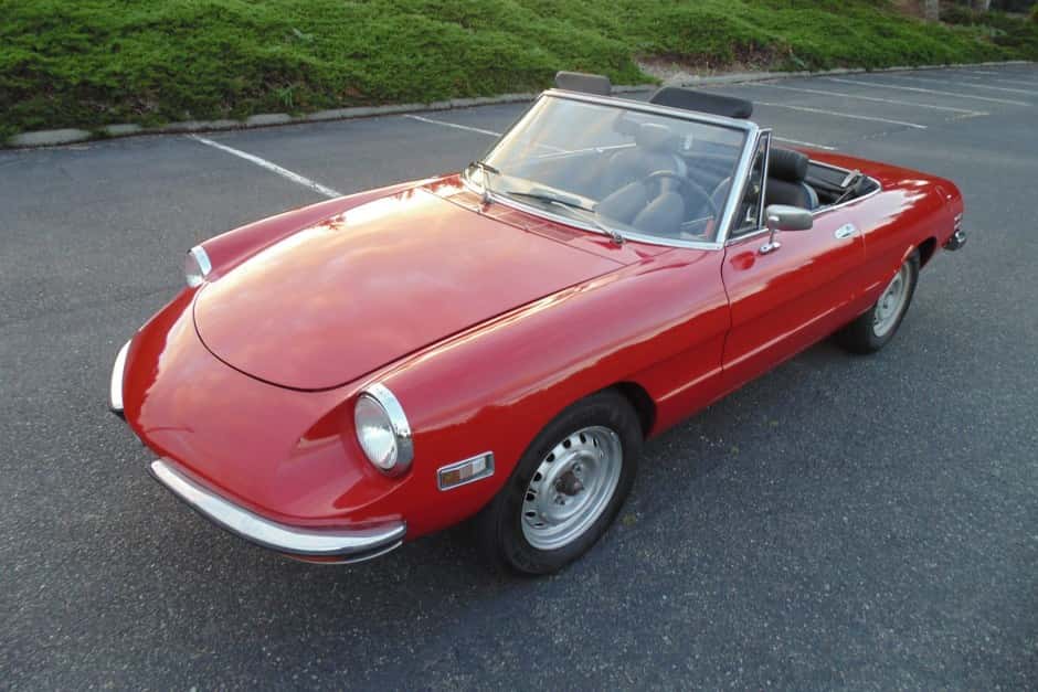 1971 Alfa Romeo 105/115 Spider Series 2 sold for $19,500