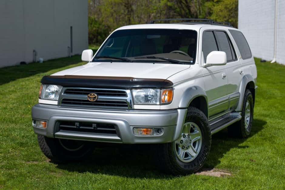 2000 Toyota 4Runner (N180) sold for $31,250