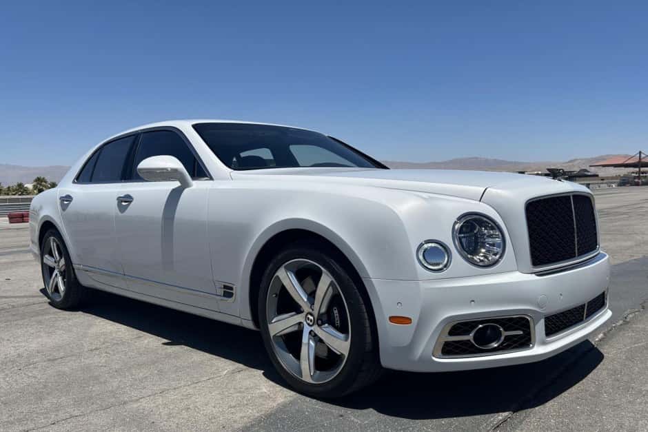 2020 Bentley Mulsanne (2011-2020) sold for $159,000