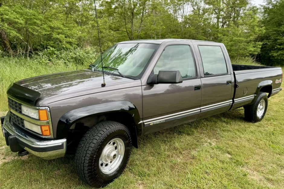 1993 Chevrolet C/K GMT400 (1988-2002) sold for $17,777