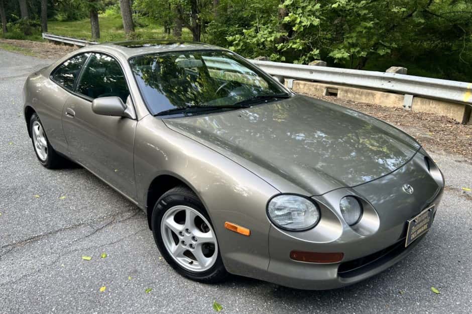 1994 Toyota Celica sold for $8,100