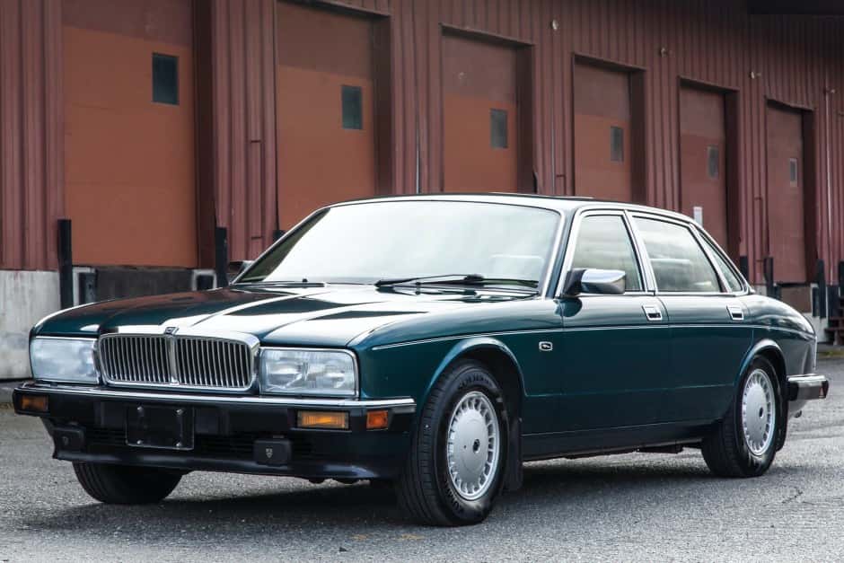 1992 Jaguar XJ40 XJ (1988-1994) sold for $5,900