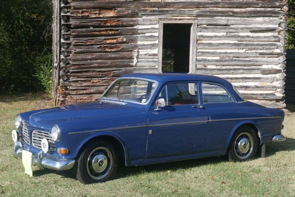 1968 Volvo Amazon sold for $8,100