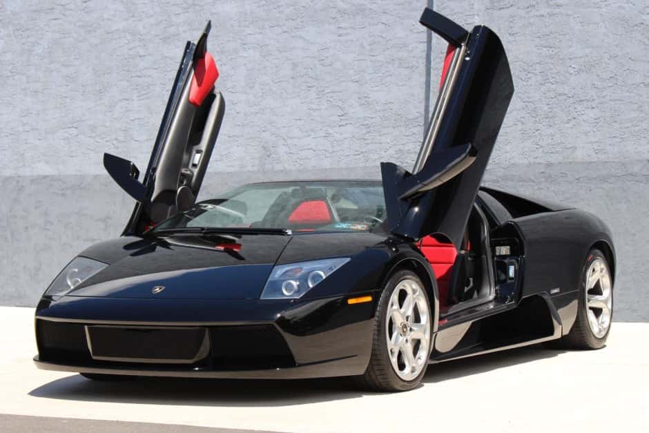 2006 Lamborghini Murciélago sold for $228,001