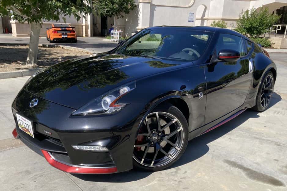 2015 Nissan 370Z sold for $28,500